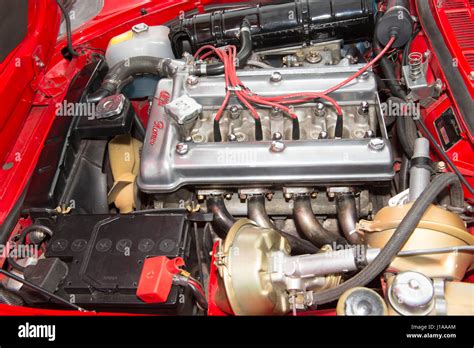 An Alfa Romeo V8 Engine Stock Photo Alamy