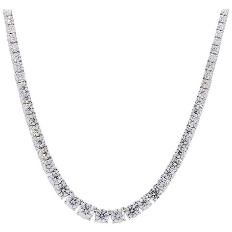 Round Brilliant Diamond White Gold Graduated Necklace For Sale At 1stdibs
