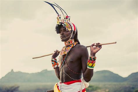 10 Photographies De La Tribu Africaine Samburu Au Kenya Tribus Africaines Photographie La Tribu