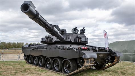 The British Army S Main Battle Tank Gets A Dark Mode For Night