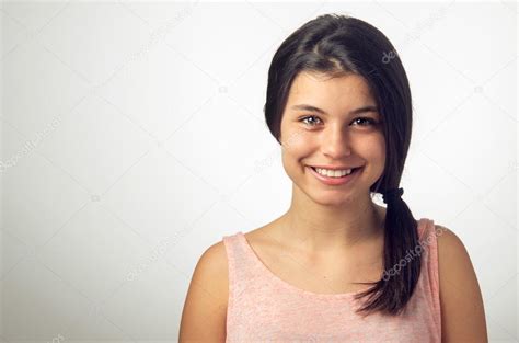 Menina Adolescente Com Rosto Sorridente Feliz Fotos Imagens De