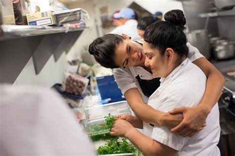 Rising To The Top Women Chefs Take Over City Kitchens Wsj
