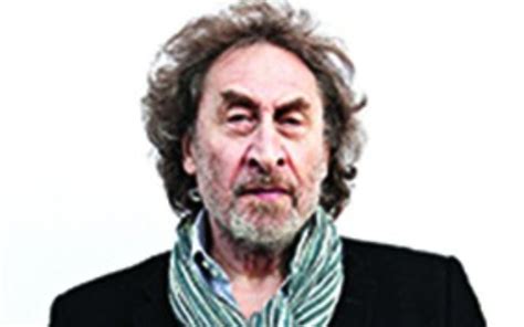 review howard jacobson s man booker prize entry j jewish news