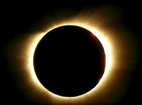 Srpna 2027 (v čr částečné) částečné zatmění slunce 12. Zatmění Slunce a Měsíce - planetum
