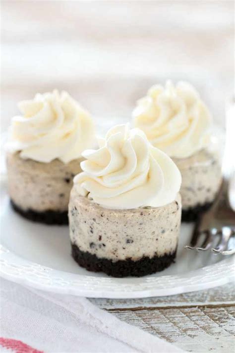 Best cheesecake recipe that's perfect for a 6 inch pan or to make mini tart size. An easy two ingredient Oreo crust topped with a smooth and ...