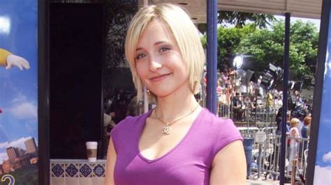 Smallville Actress Pleads Guilty To Charges Relating To Sex Trafficking 897 Bay