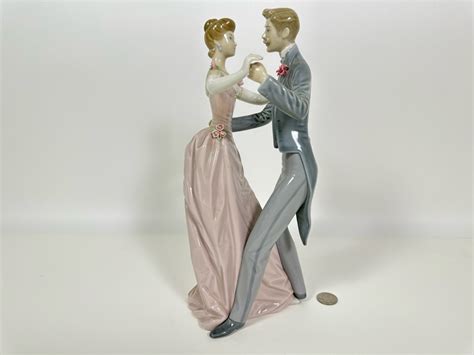 Lladro Anniversary Waltz Dancing Couple Porcelain Figurine 125h