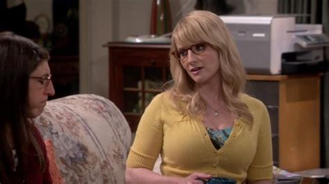melissa rauch this busty beautiful blonde really stole the spotlight from the other girls if