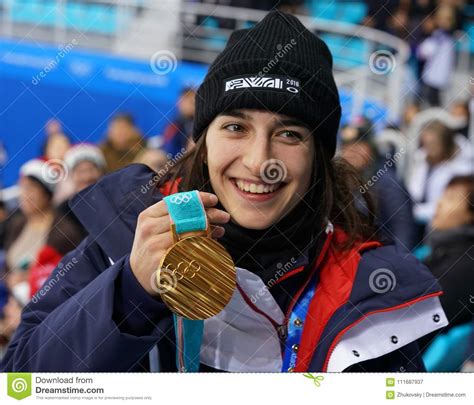 Olympischer Meister In Damen ` Mogulen Perrine Laffont Von ...