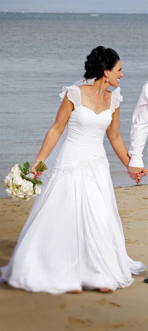 Your dream dress awaits, at a fraction of retail. Wendy Sullivan Wedding Dress | Second hand wedding dresses ...