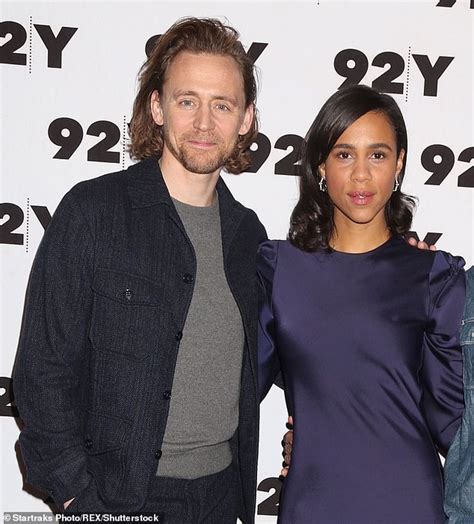 Tom hiddleston and zawe ashton are reportedly living together in atlanta, ramping up their rumoured relationship. Tom Hiddleston 'moves in with co-star Zawe Ashton after friends deny they are dating' - Sound ...