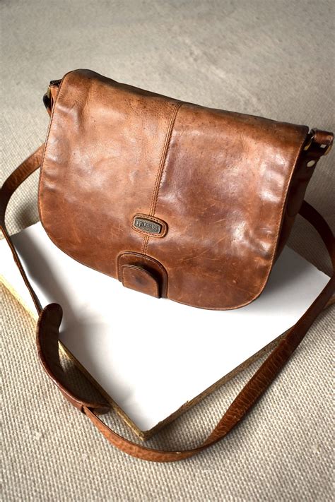Vintage 80s Distressed Tan Leather Messenger Bag Brown Etsy