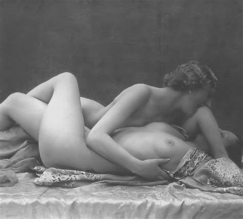 Vintage Retro Lesbian Porn