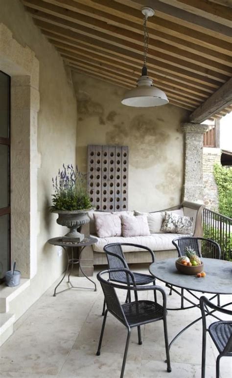Rustic Meets Stylish In Outdoor Spaces Artisan Crafted