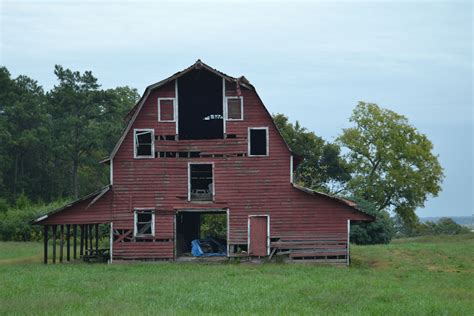 Old Red Barn These Days Of Mine Barn House Red Barn Old Barns