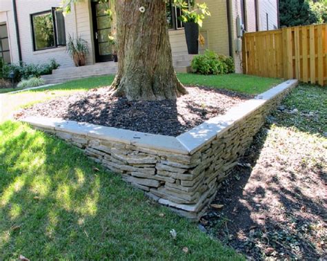 Great Tips Of How To Build Stacked Stone Walls In The Garden