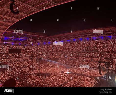 Coldplay Concert At Wembley Stadium Stock Photo Alamy