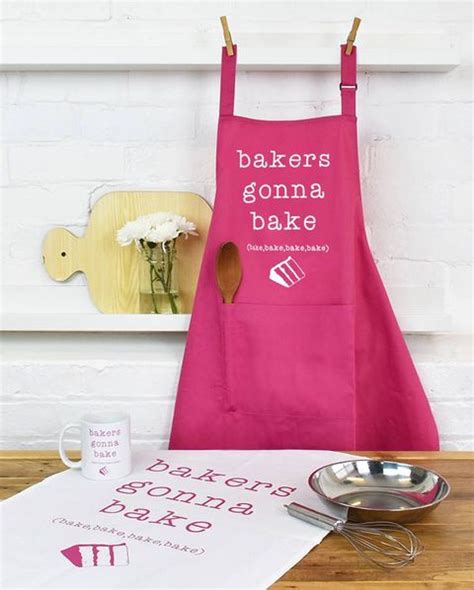 10 Best Aprons For Women Cute And Funny Kitchen Aprons To Cook In