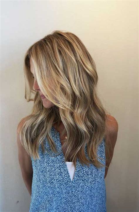 This look surely imparts more of an ombre view which totally is worth it! 40 Blonde And Dark Brown Hair Color Ideas | Hairstyles ...