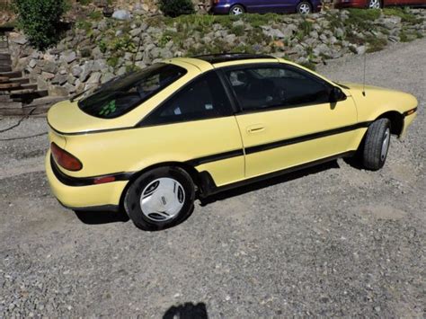 Nissan Nx 1600 Great Little Yellow Rare Car Excellent Southern Car No