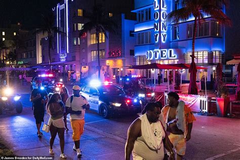 Revelers Descend On Miami Beach For Spring Break But Go Quietly After