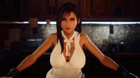 Final Fantasy Vii Remake Tifa S Breasts Are Constantly Change Size Youtube