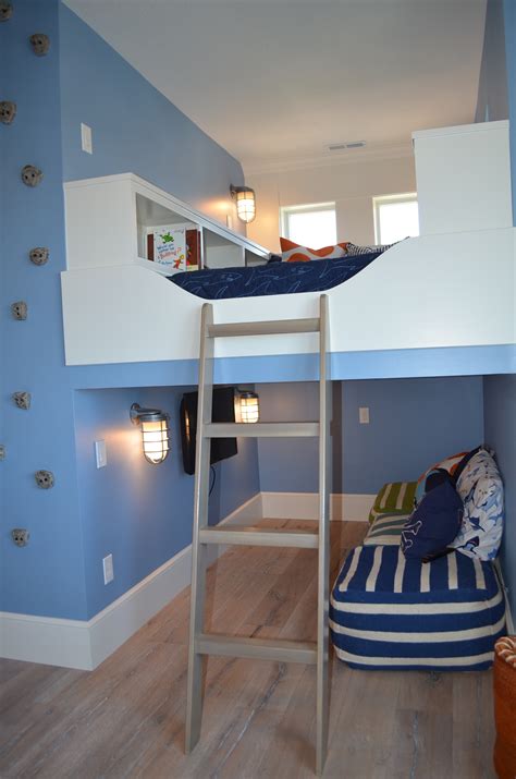 It has a bit of everything. 15 Perfect Boy Bedroom Ideas - Page 4 of 16