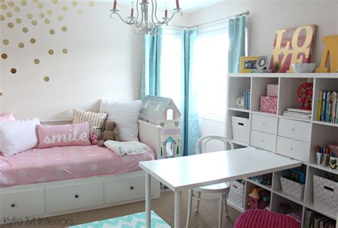 Girls Bedroom In Benjamin Moore Pink Bliss With Chandelier Ikea Hemnes