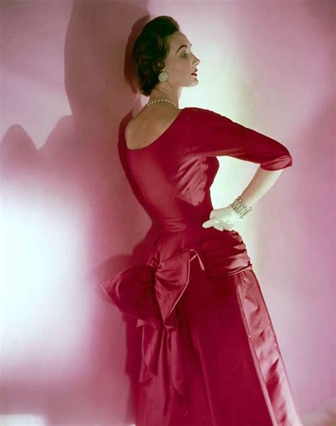 Stunning Photos Show Fashion Designs By Mollie Parnis In The 1950s And