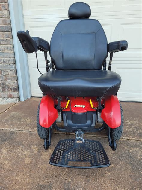 Jazzy Elite Hd Power Chair 450 Lb Capacity Buy And Sell Used Electric