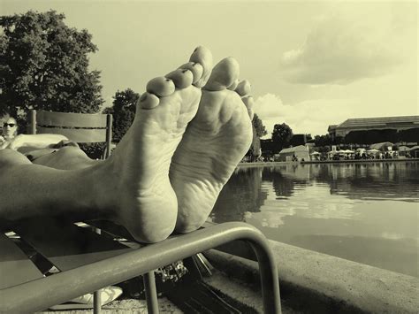 Mature Woman S Soles Around The Lake Random Feet Flickr