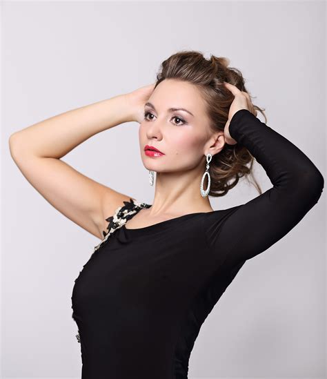 Yulia Full Figured Models