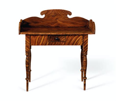 Maine Or New Hampshire Early 19th Century American Furniture