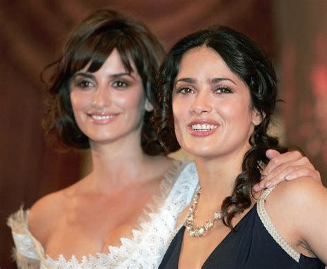 Salma Hayek Says Penélope Cruz Was Angry She Didn T Confide In Her About Harvey Weinstein I