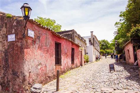 Founded in 1680 as a portuguese colony, colonia's historic district is now a unesco world heritage site, full of cobblestone streets lined with historic buildings. A Day trip to Colonia del Sacramento with Kids - Adventure ...