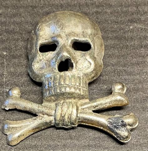 Brunswick Hussar Tradition Skull Hat Badge Catawiki