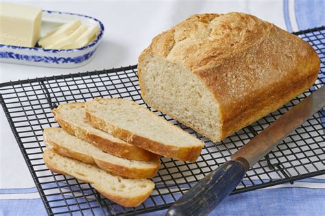 5 Ingredient No Knead Sandwich Bread