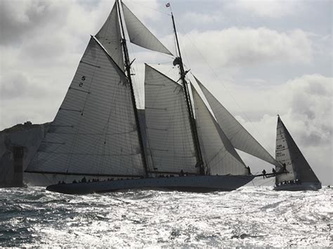 Eleanora Takes On Leopard In Round The Island Race Classic Boat Magazine