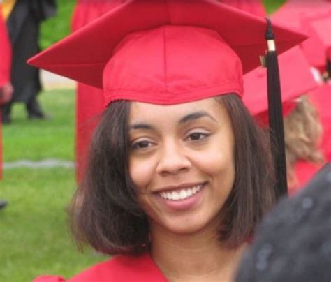 Check out these short hairstyles for women that will inspire you to call your stylist asap. Graduation Hairstyle Photos Of Short Graduation Hairdo ...
