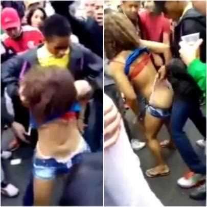 Abusando da novinha bêbada no baile funk de rua EuTeSalvo
