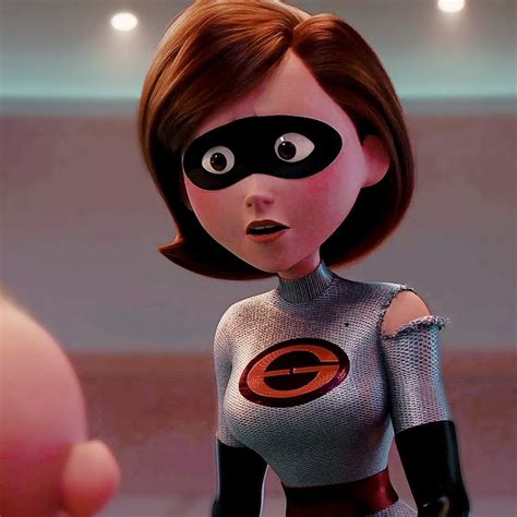 Pin By Batman On Incredables 1and2 Cartoon Mom Disney Incredibles The