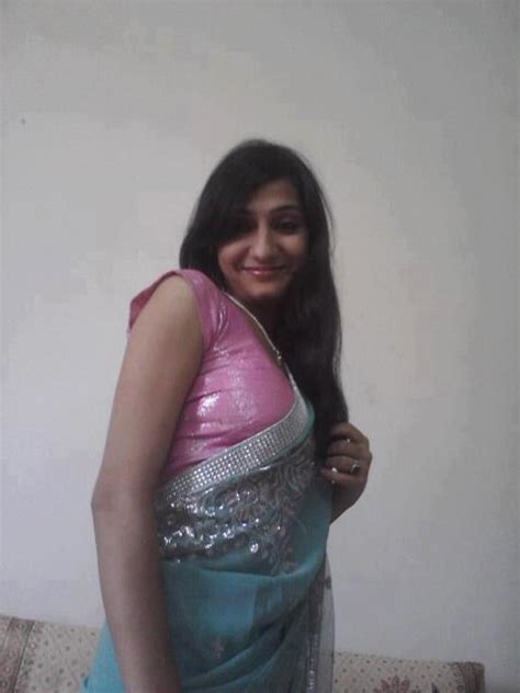real life unseen photos of desi indian girls and aunties wallpapers