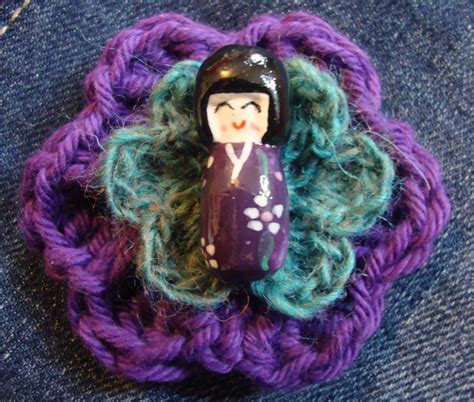 Shop for crochet, knitting, quilting and sewing patterns, as well as card making projects and supplies, beading kits, yarn, fabric and more at annie's. Purple Person (Crochet) Pin · A Knit Or Crochet Brooch ...