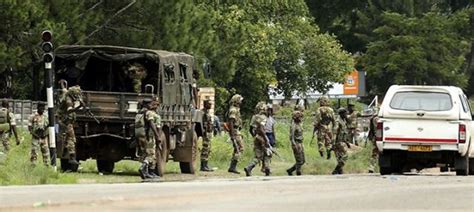 400 Cops Soldiers Descend On Beitbridge Newsday Zimbabwe