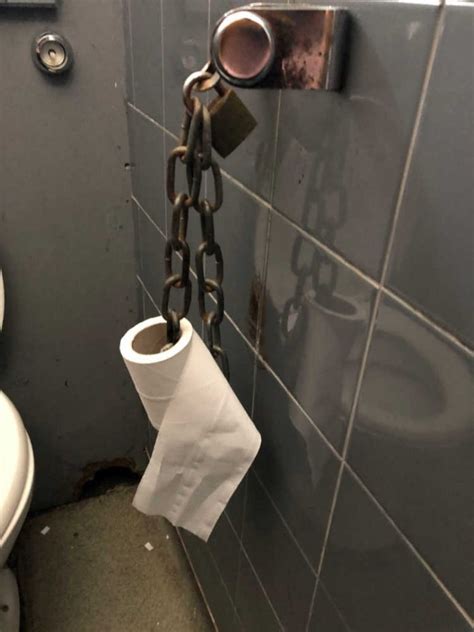 Bizarre Picture Shows Toilet Roll Secured By Metal Chain In London Council Toilet Deadline News