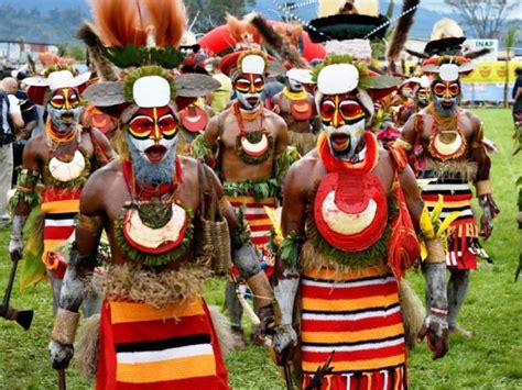 Goroka Show Vacation In Papua New Guinea Responsible Travel