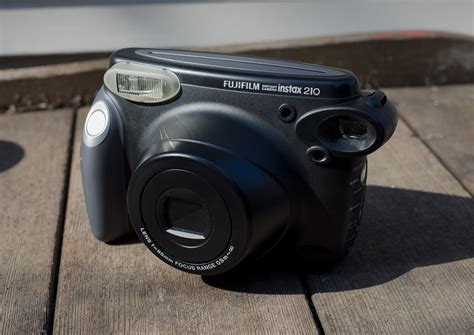 Fuji Instax 210 Instant Film Camera Review
