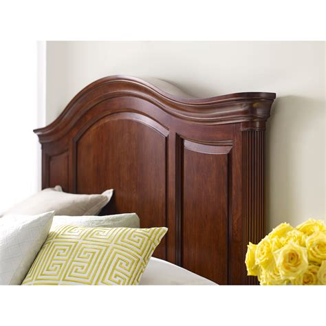 Kincaid Furniture Hadleigh Traditional Queen Arched Panel Bed Wayside