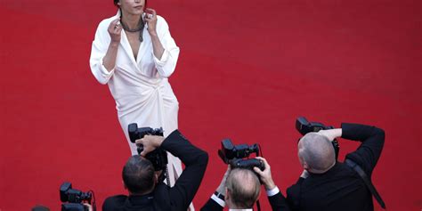 Spacco Mozzafiato Sul Red Carpet Sophie Marceau Os A Cannes