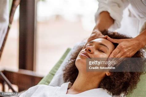 Free Massage Images Photos And Premium High Res Pictures Getty Images